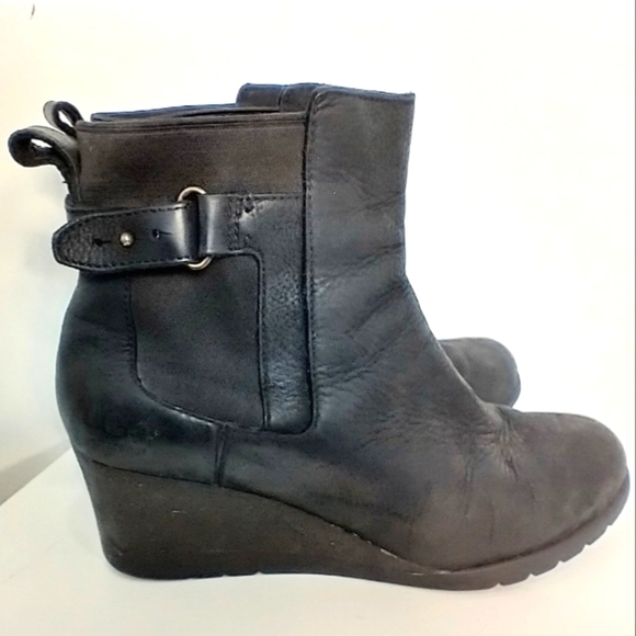 UGG Shoes - UGG WEDGE ANKLE BOOTS